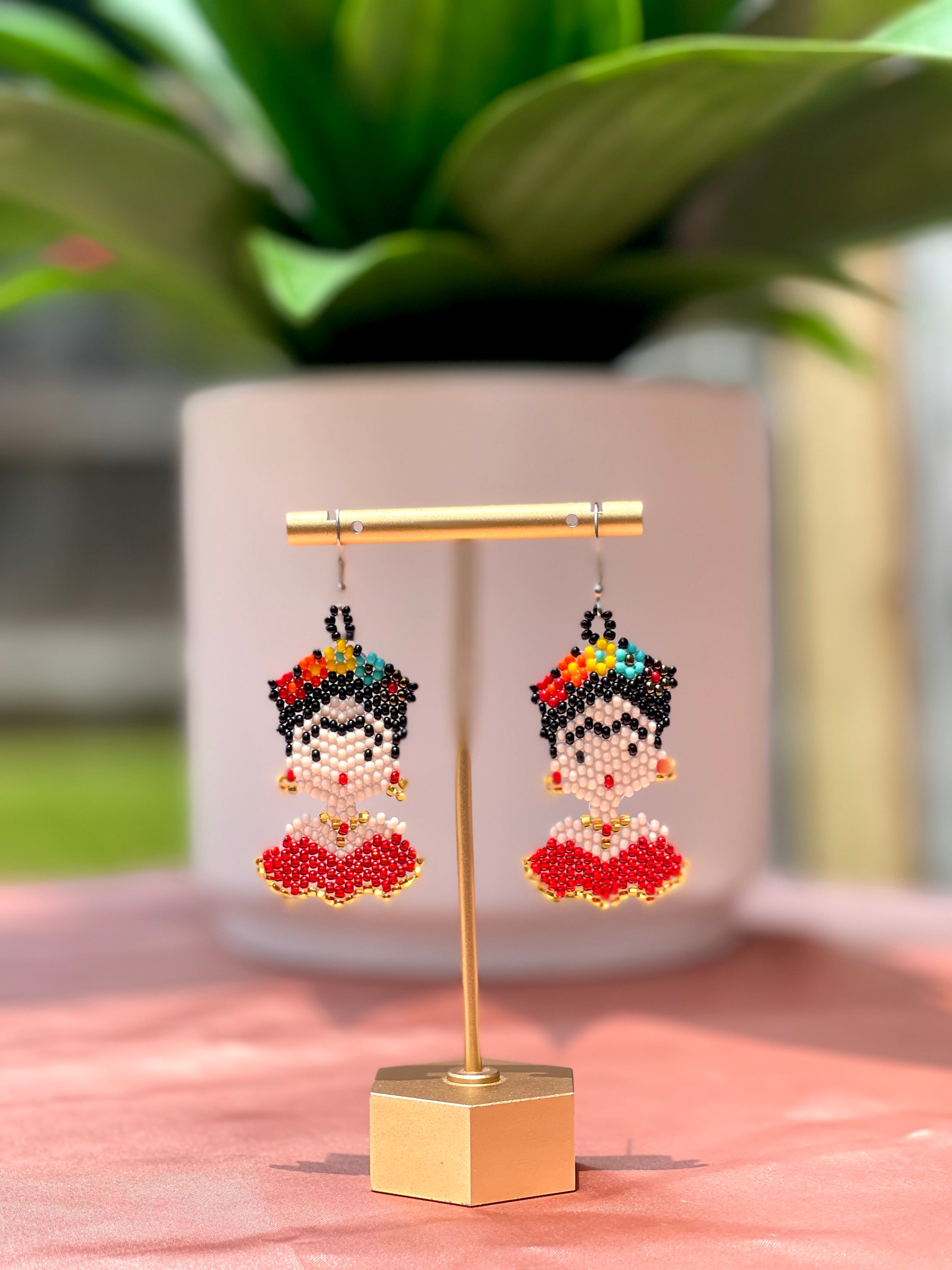 FRIDA - BEADED EARRINGS