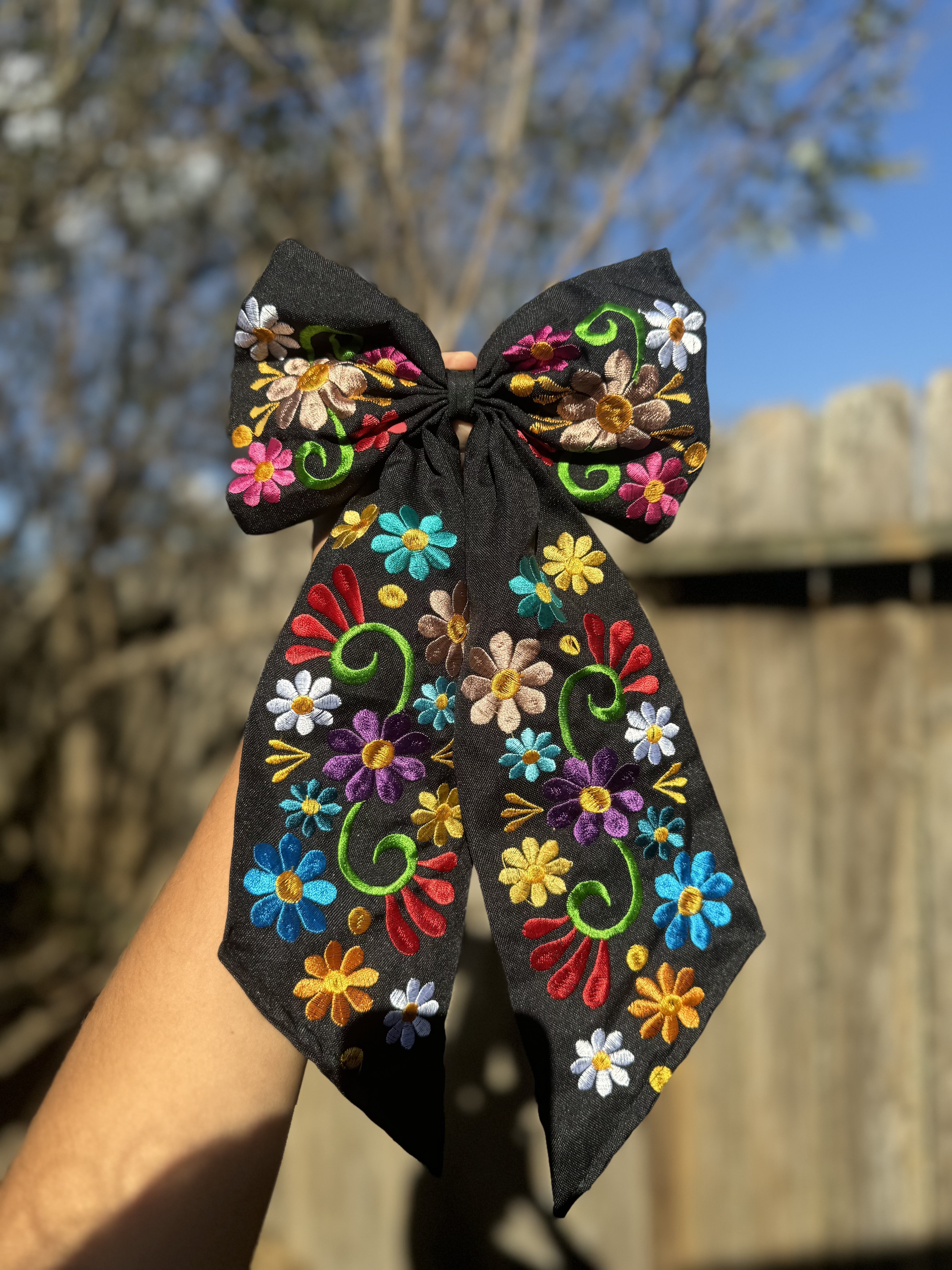 EMBROIDERED COQUETTE HAIR BOWS - LARGE