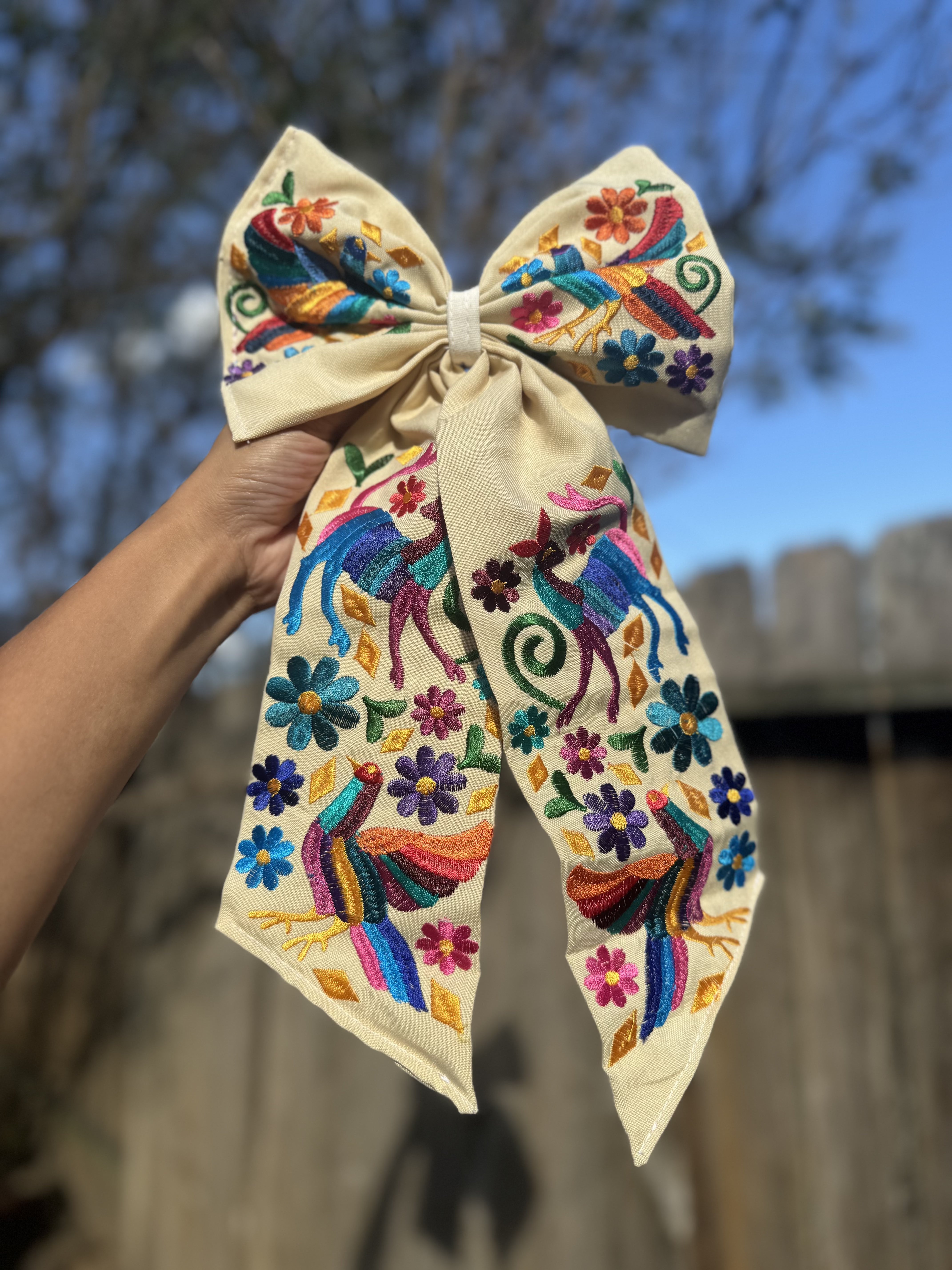 EMBROIDERED COQUETTE HAIR BOWS - LARGE