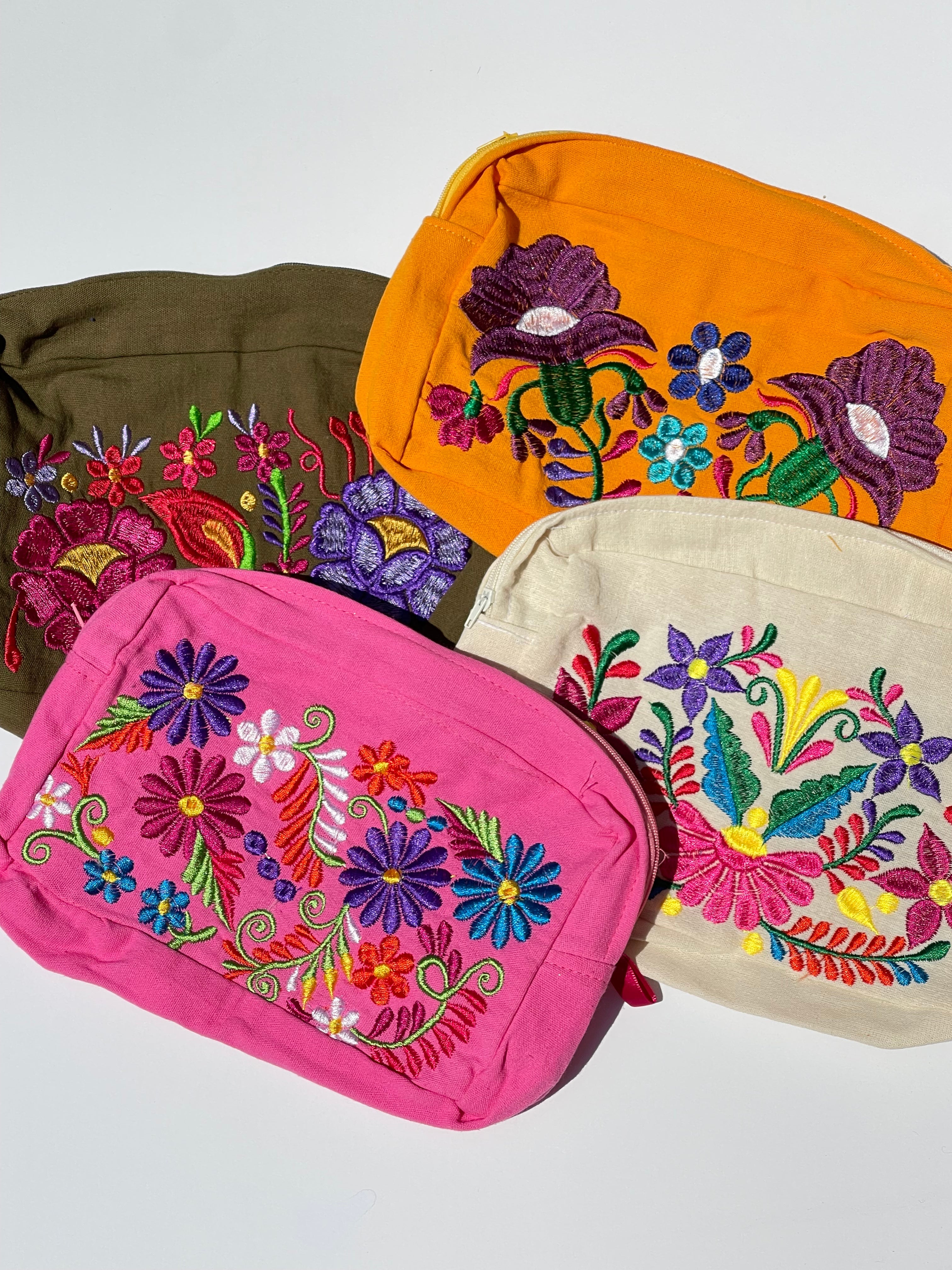 EMBROIDERED ZIPPER POUCH