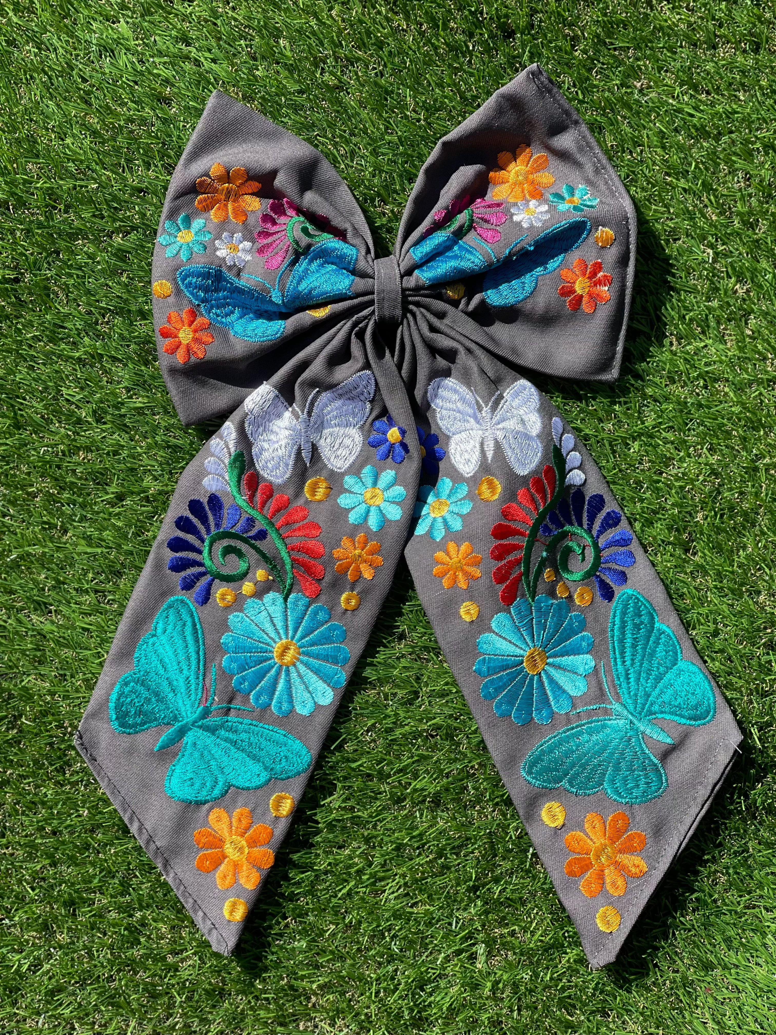 EMBROIDERED COQUETTE HAIR BOWS - LARGE