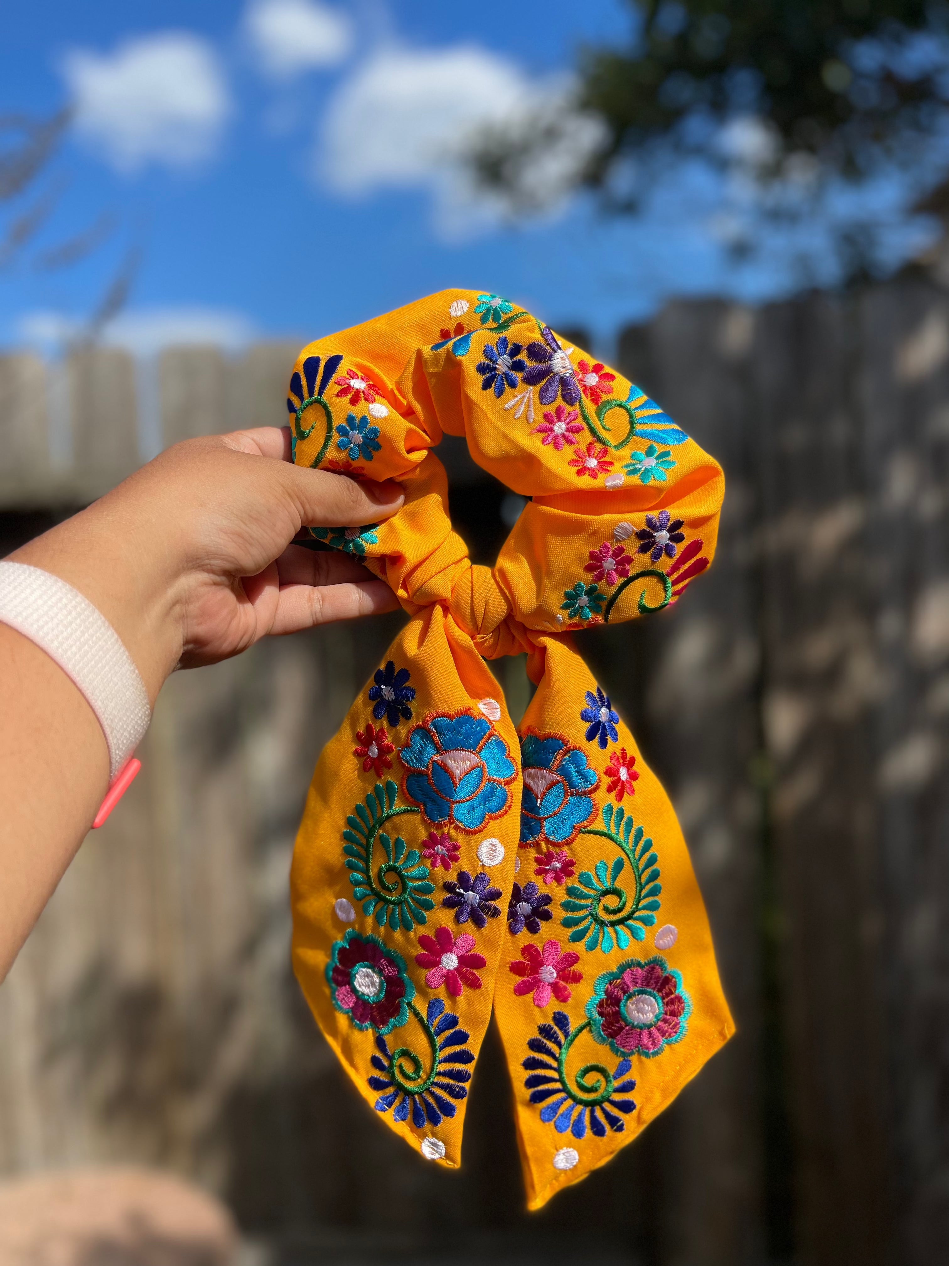 EMBROIDERED SCRUNCHIE BOWS - LARGE