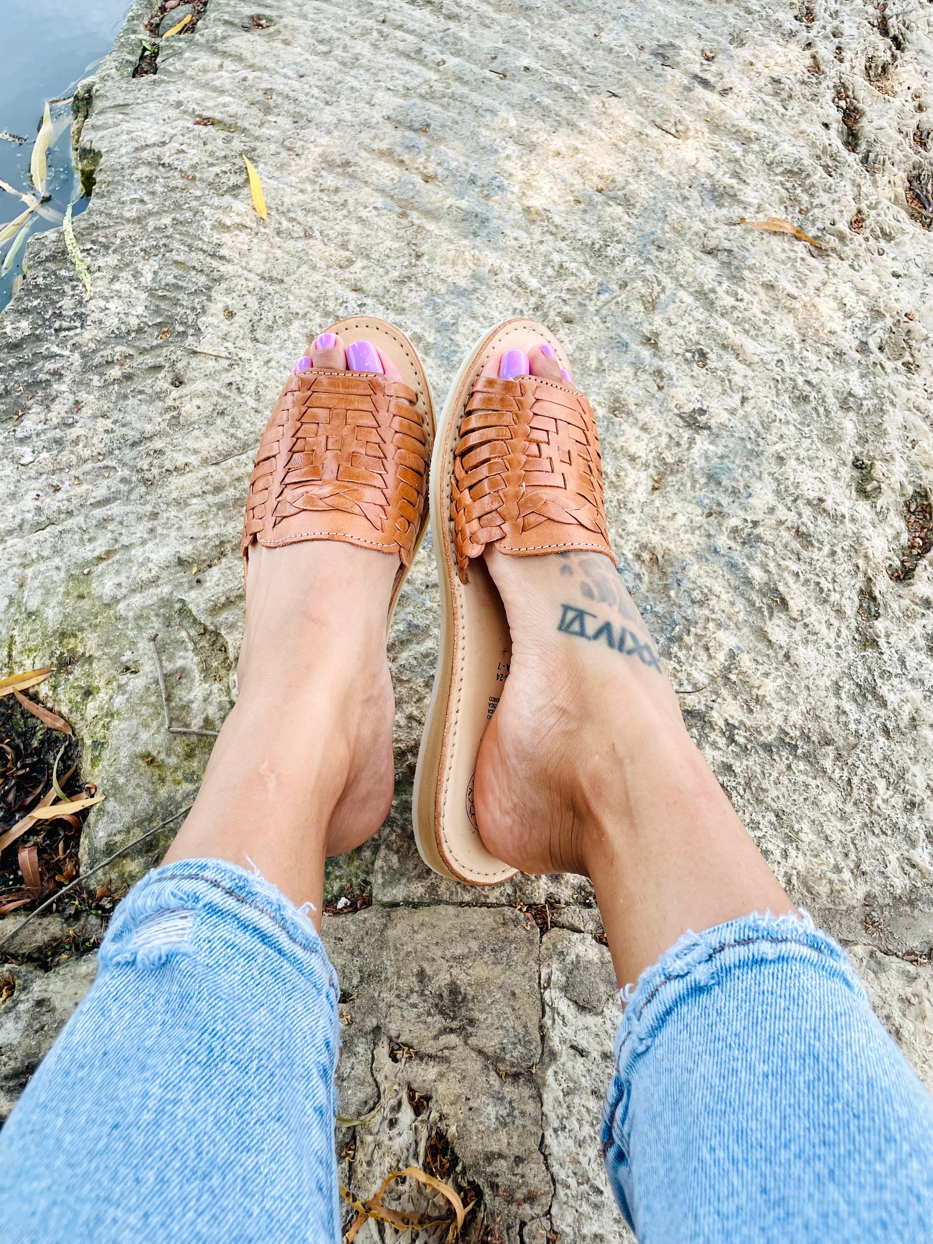 LEYNY SLIDES - BROWN