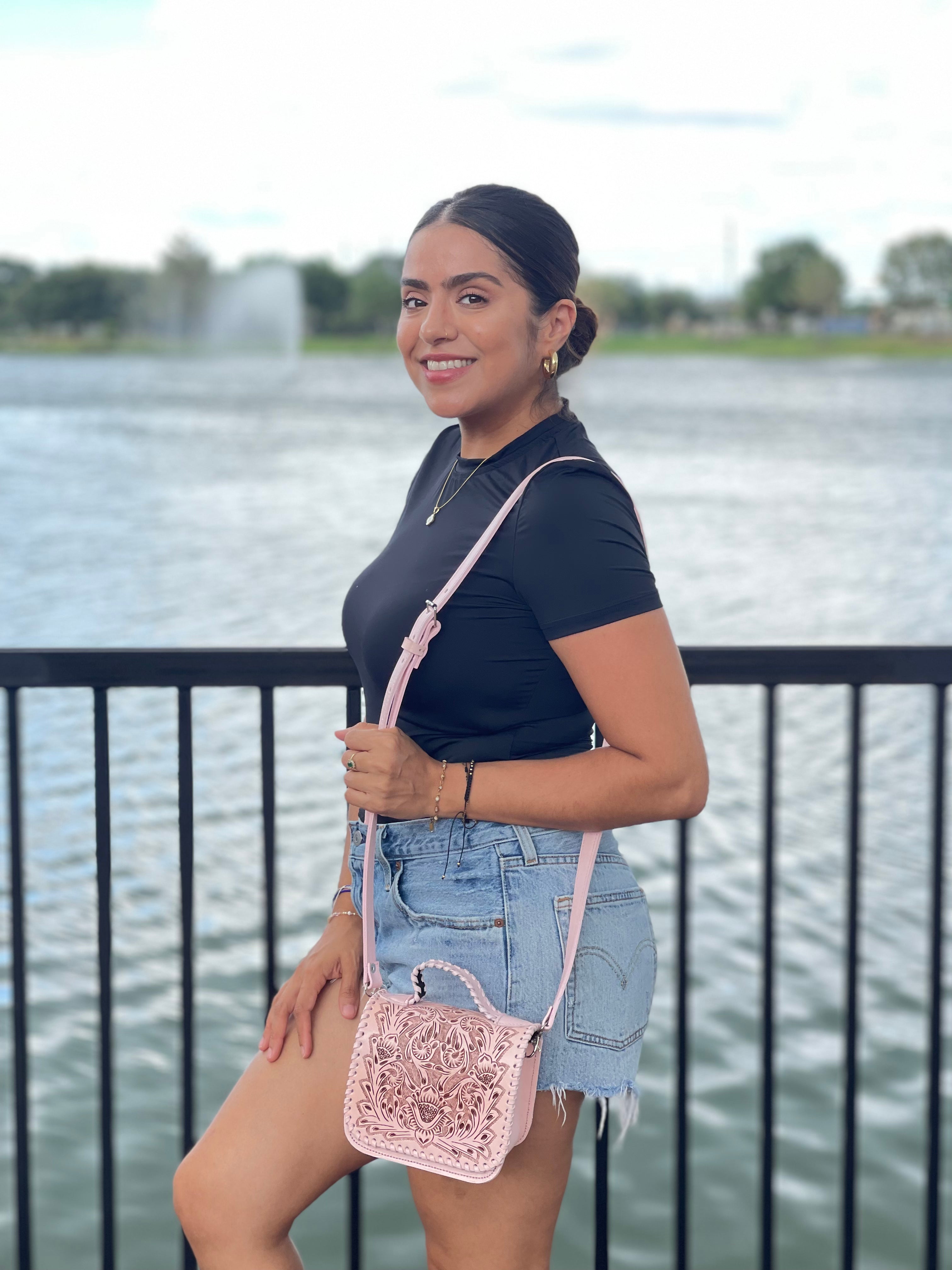 MINI VICTORIA HANDBAG - NUDE PINK