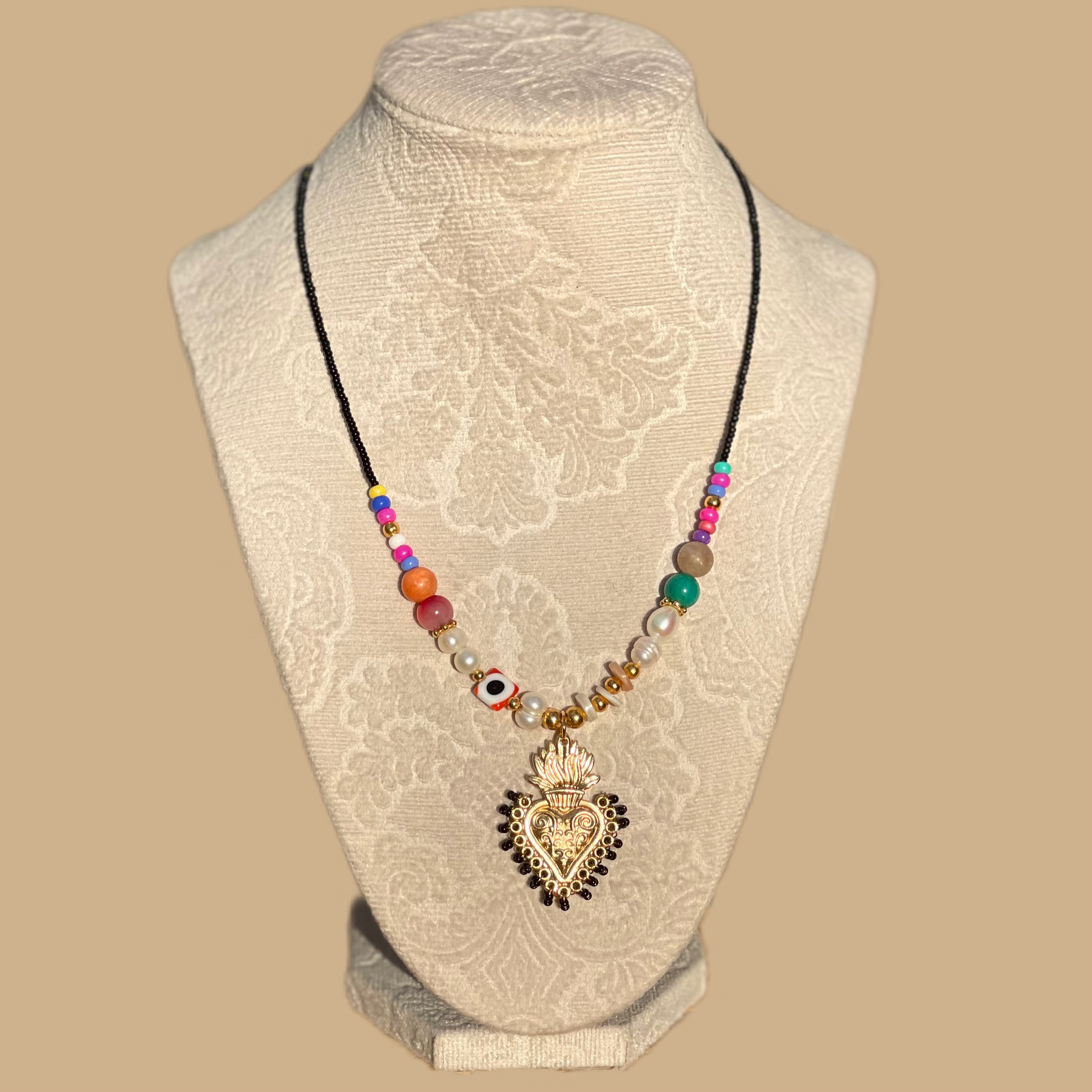 CORAZONCITO SAGRADO - NECKLACE
