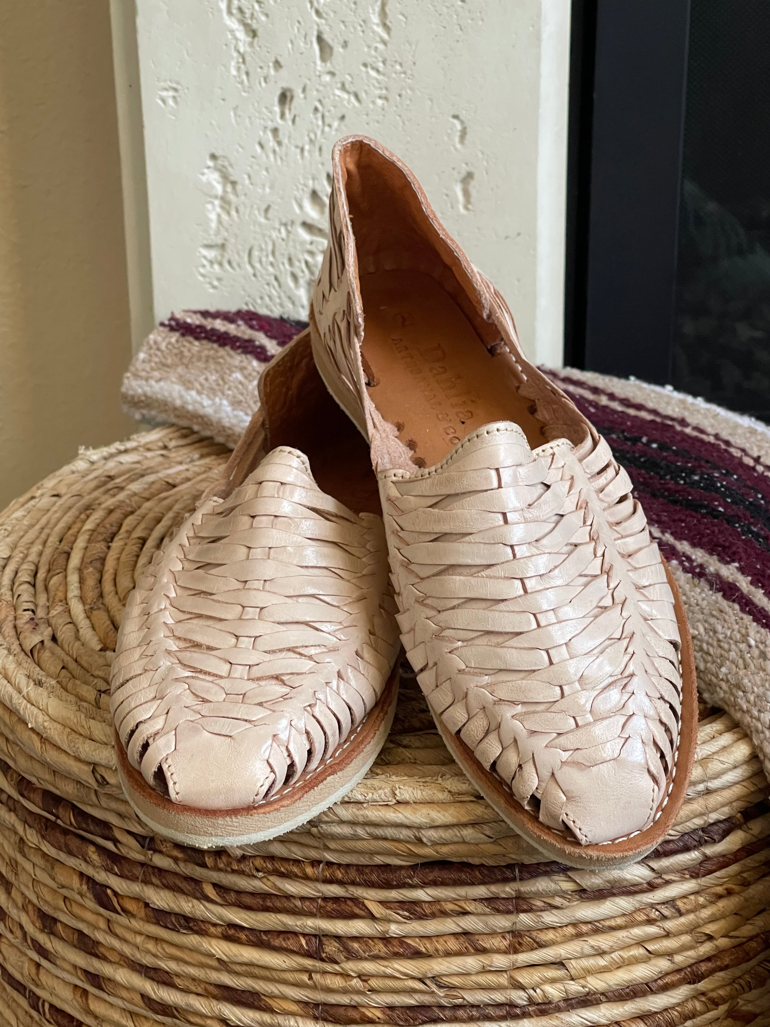 ELUNEY HUARACHES - DESNUDO