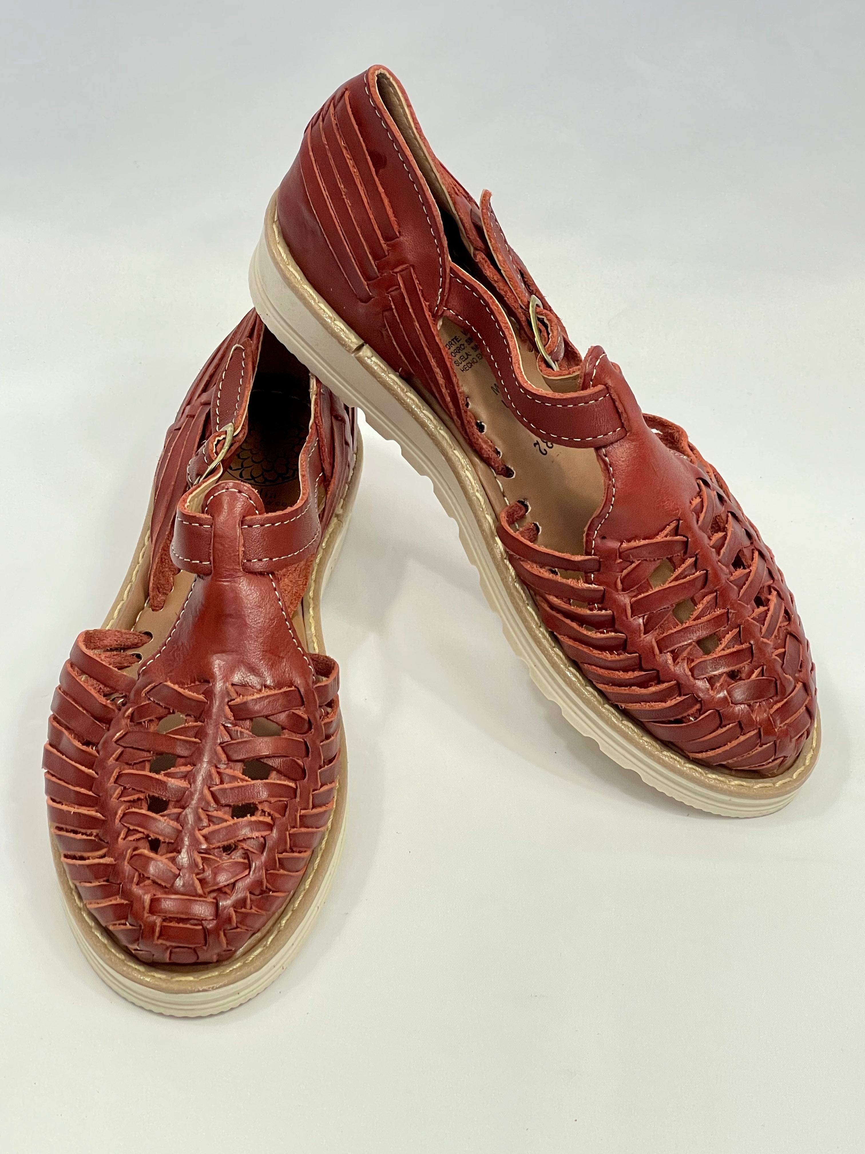 MARÍA HUARACHES - MARRÓN