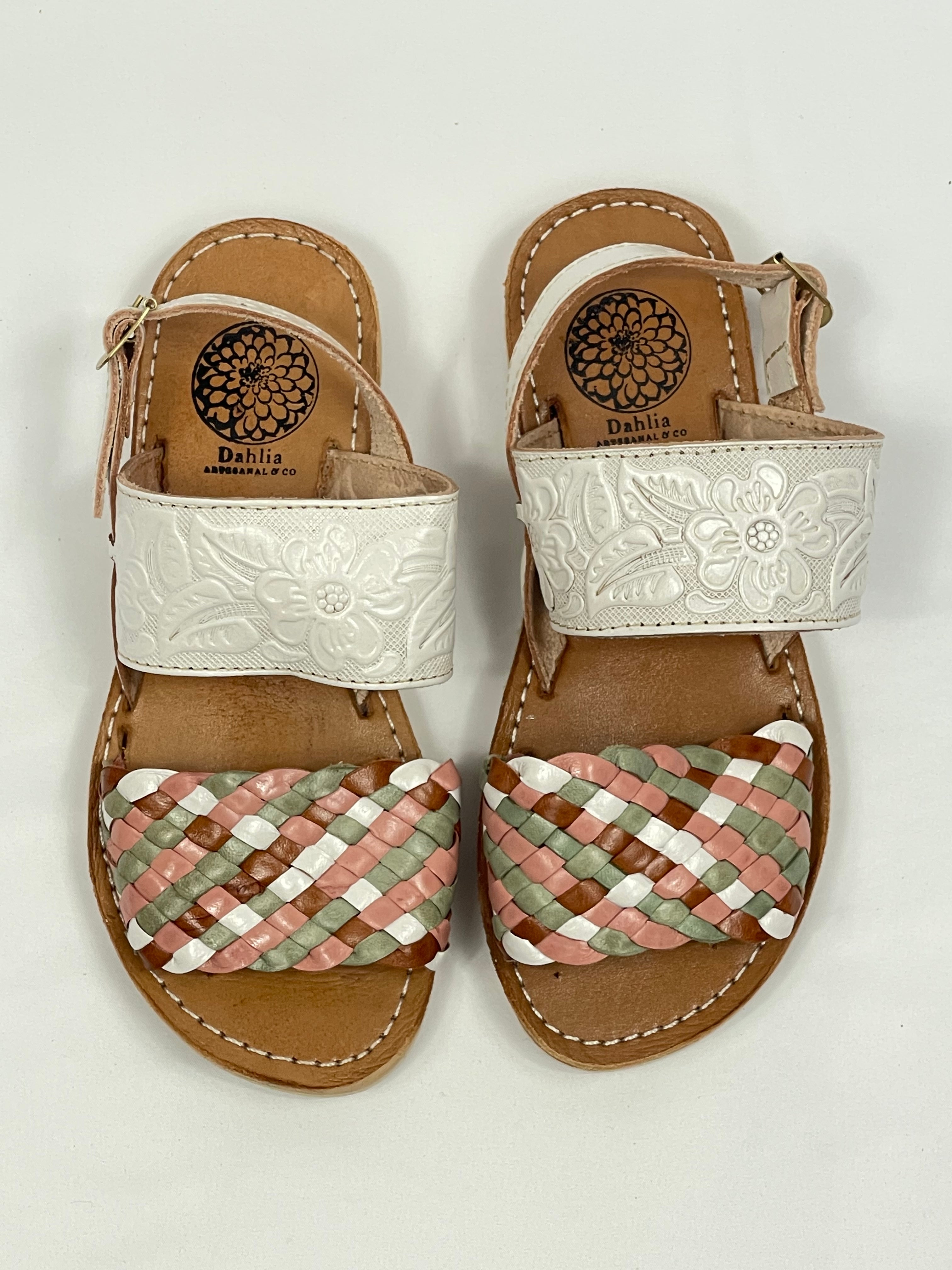 YARA HUARACHES