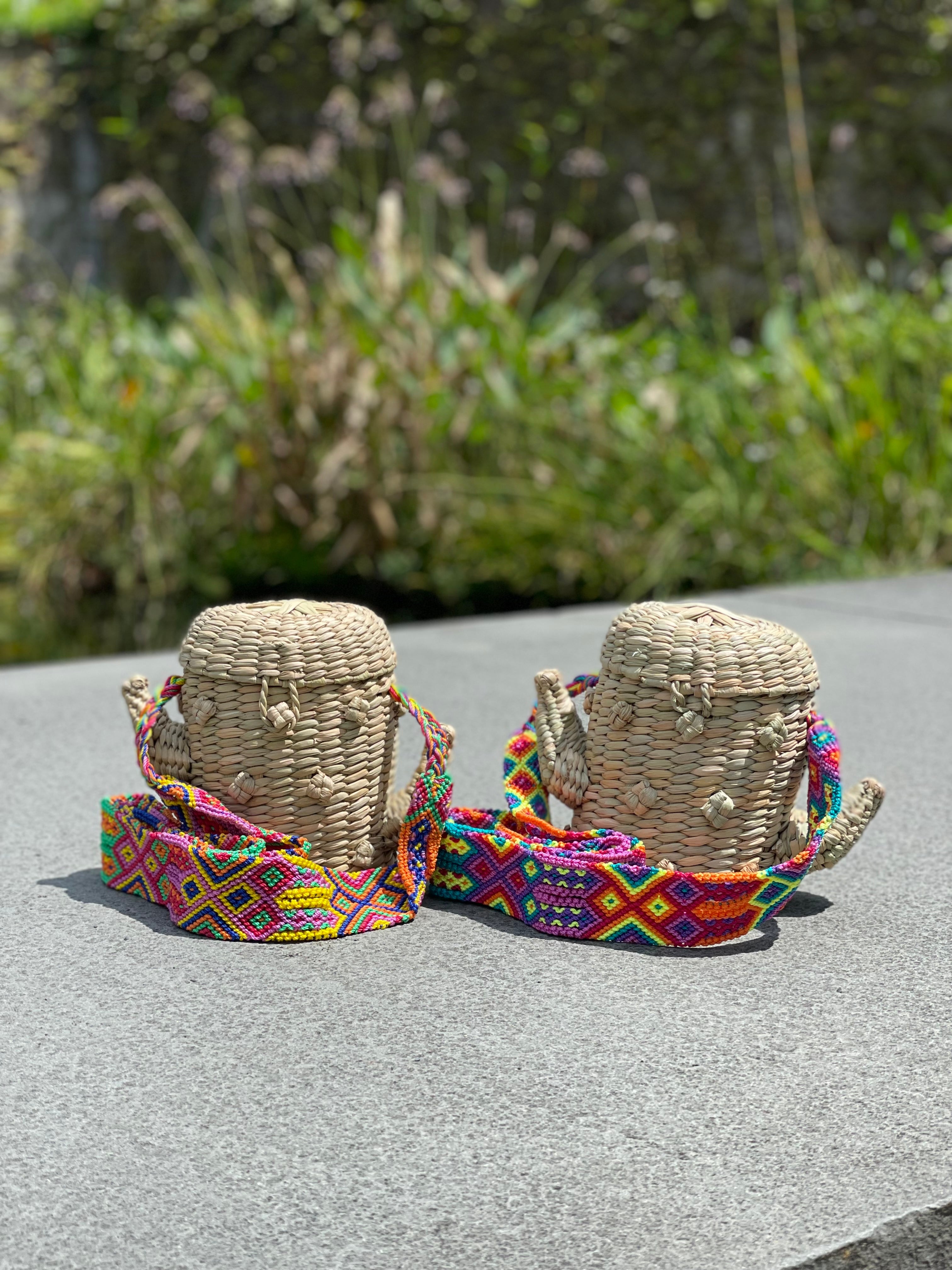 BOLSA DE PALMA CORREAS Y BORLA - NOPAL