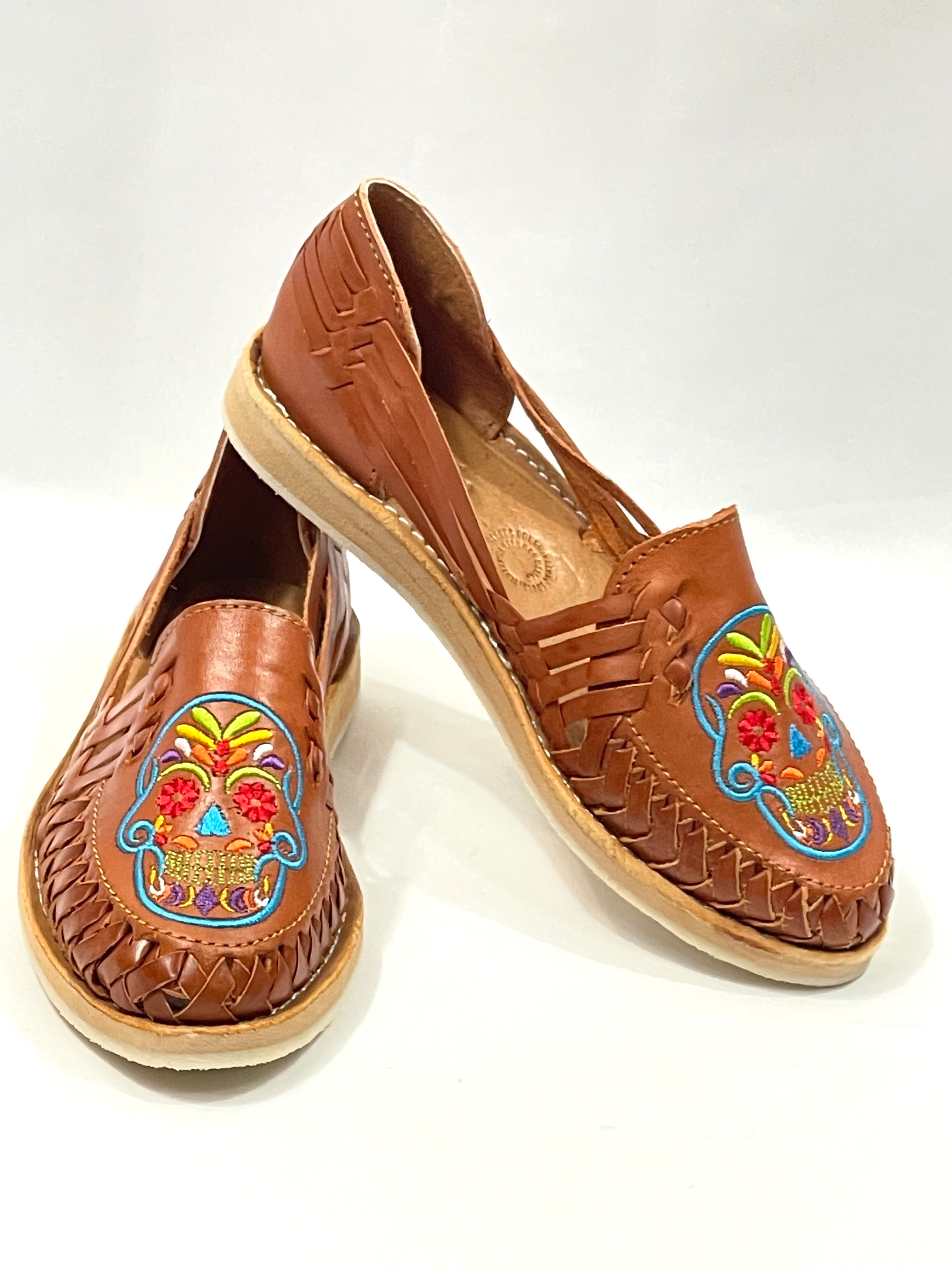 CALAVERA HUARACHES - BROWN