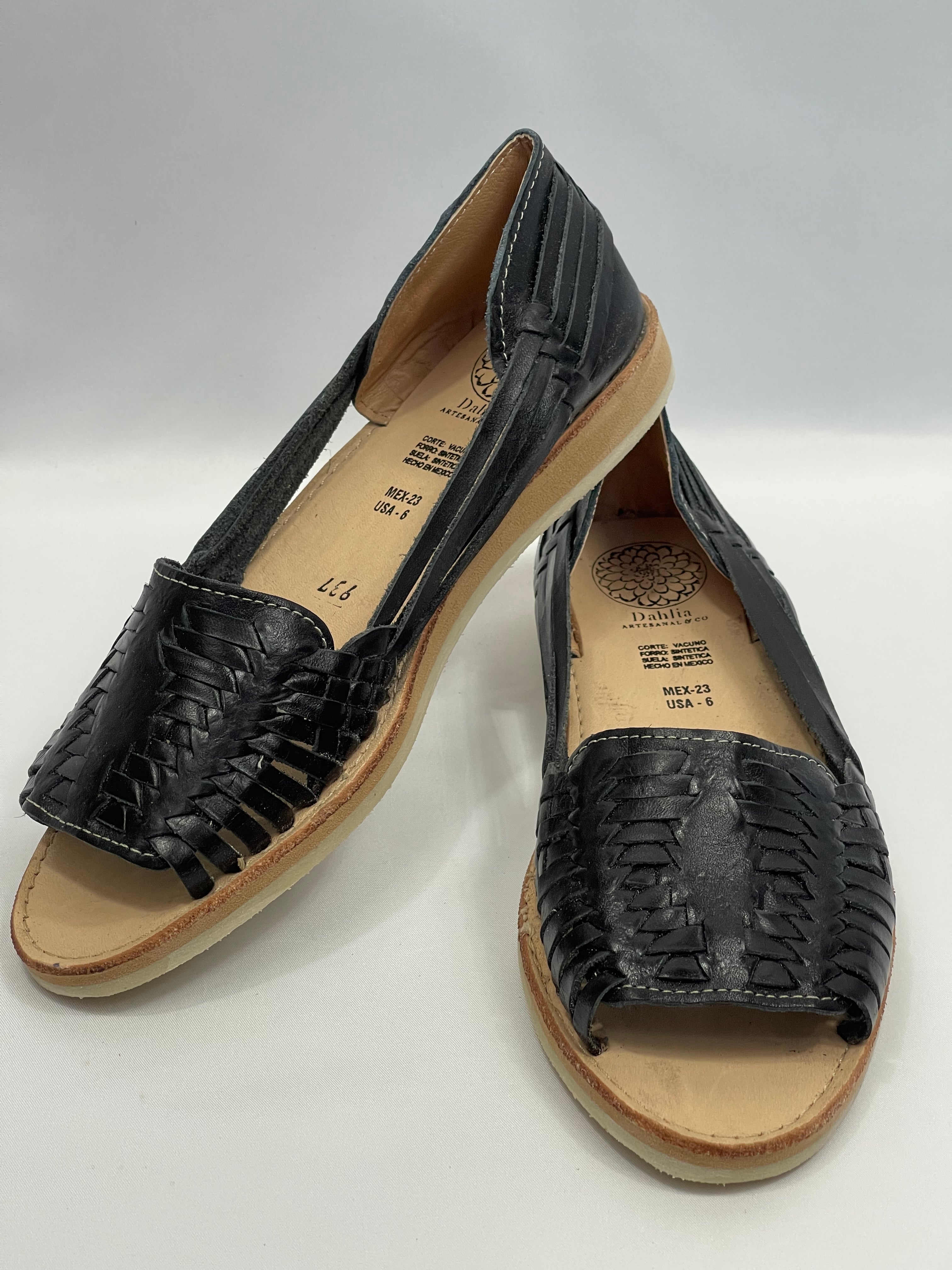 HUARACHES NEGROS MALINCHE