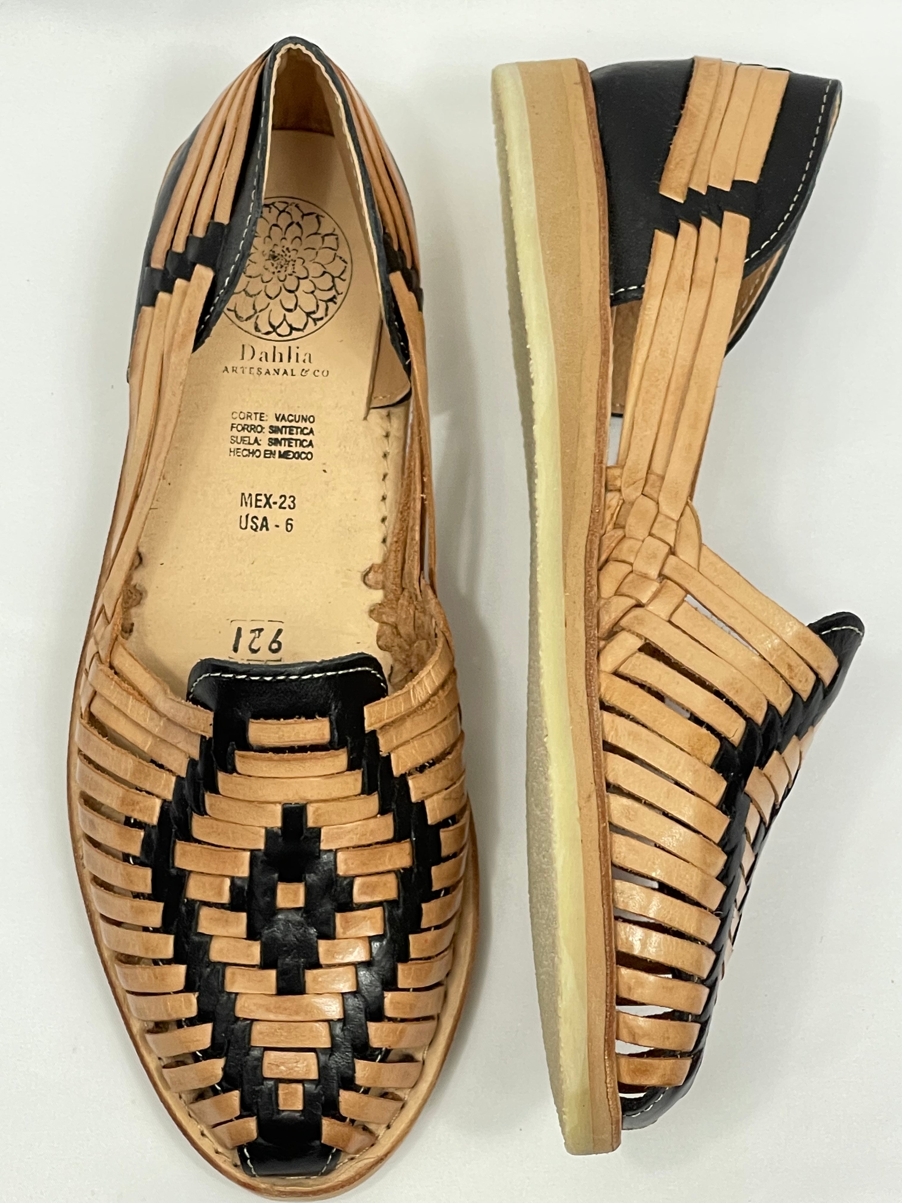 JUANITA HUARACHES - BLACK