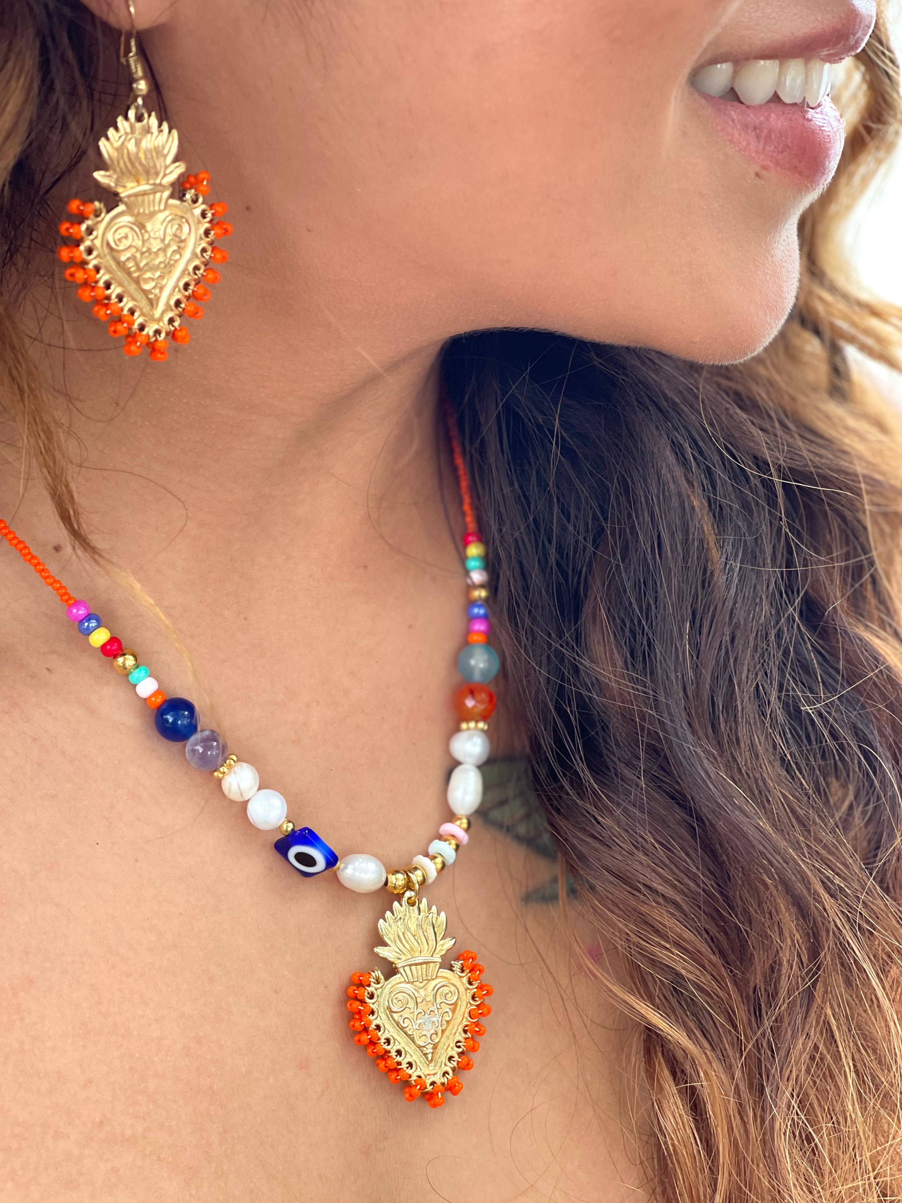 CORAZONCITO SAGRADO - NECKLACE