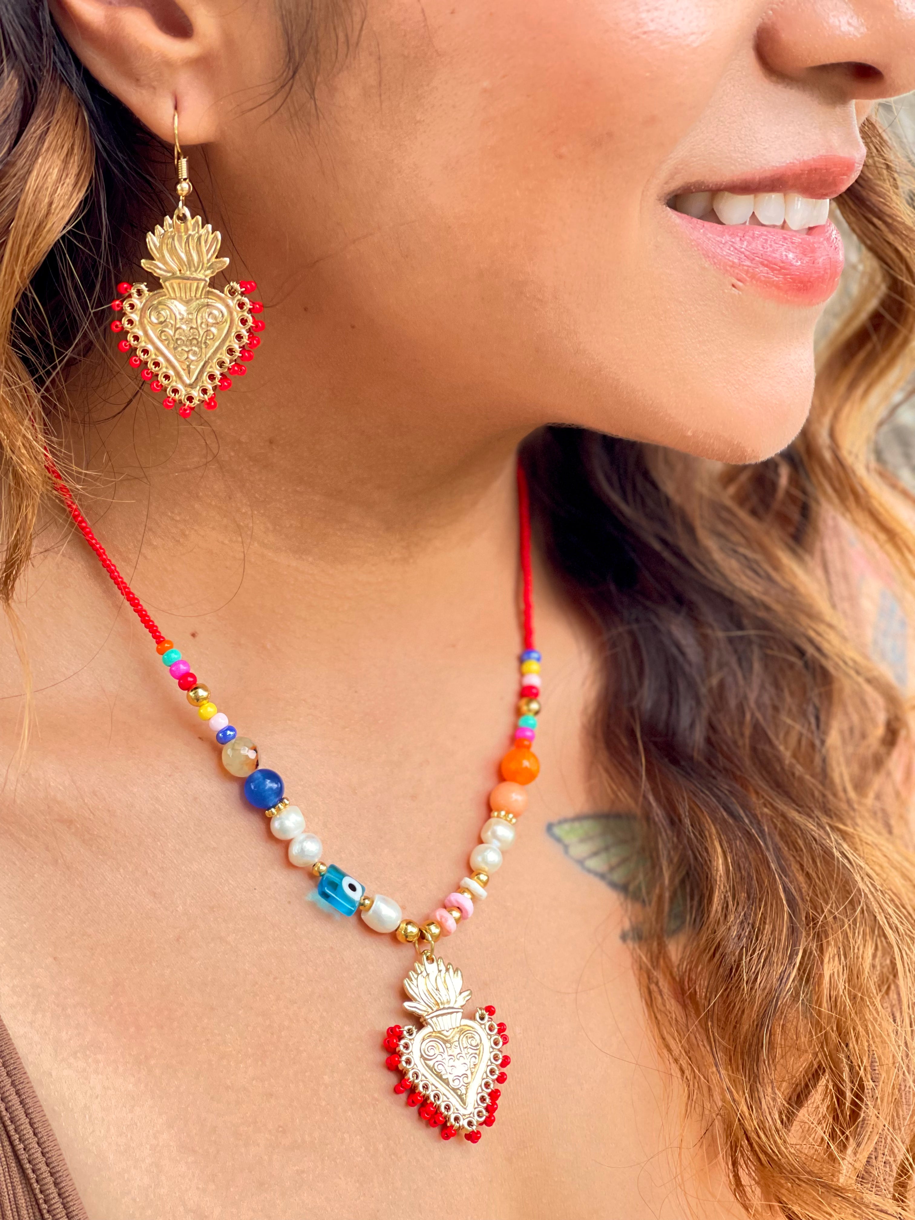 CORAZONCITO SAGRADO - NECKLACE