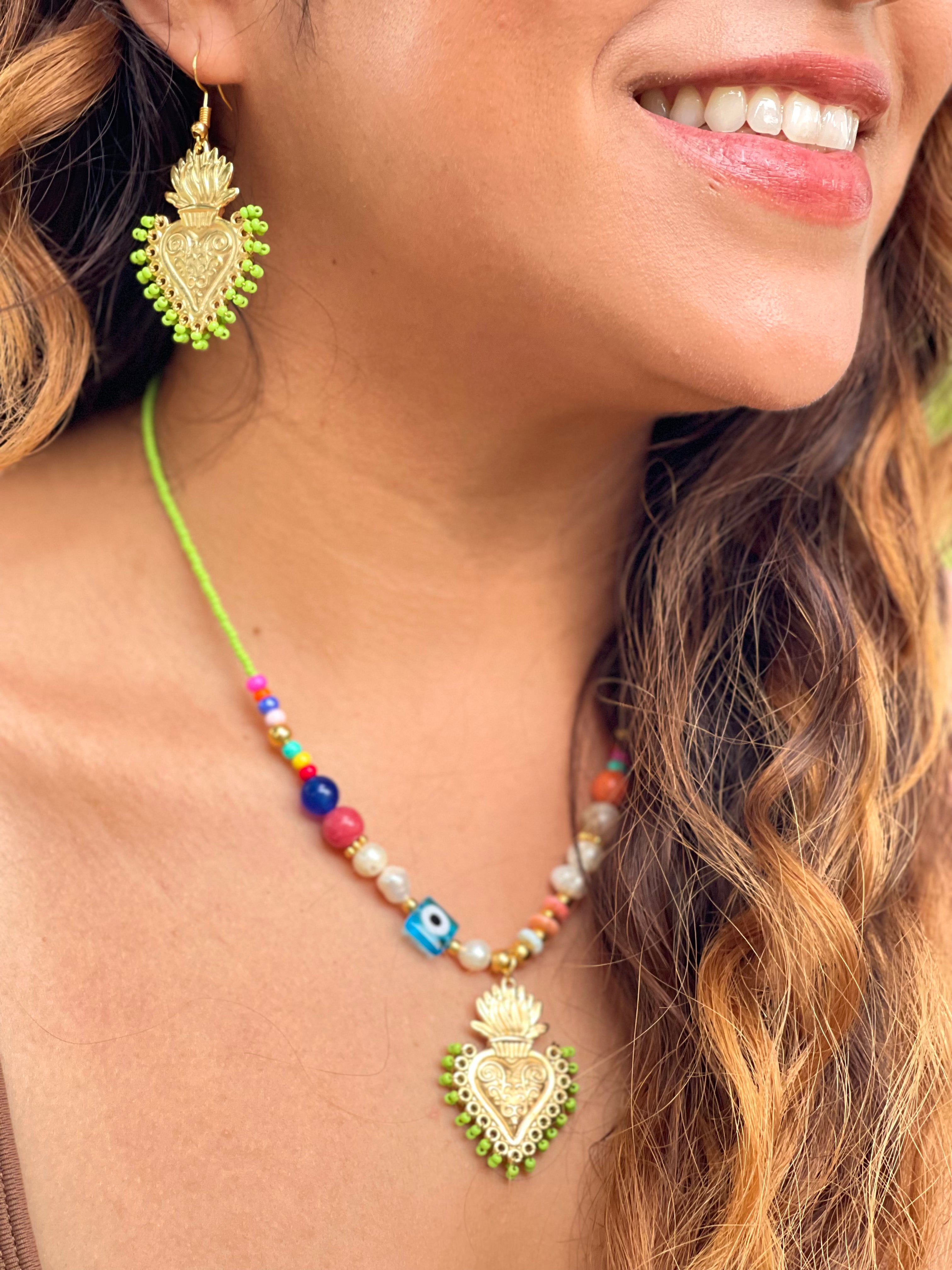CORAZONCITO SAGRADO - NECKLACE