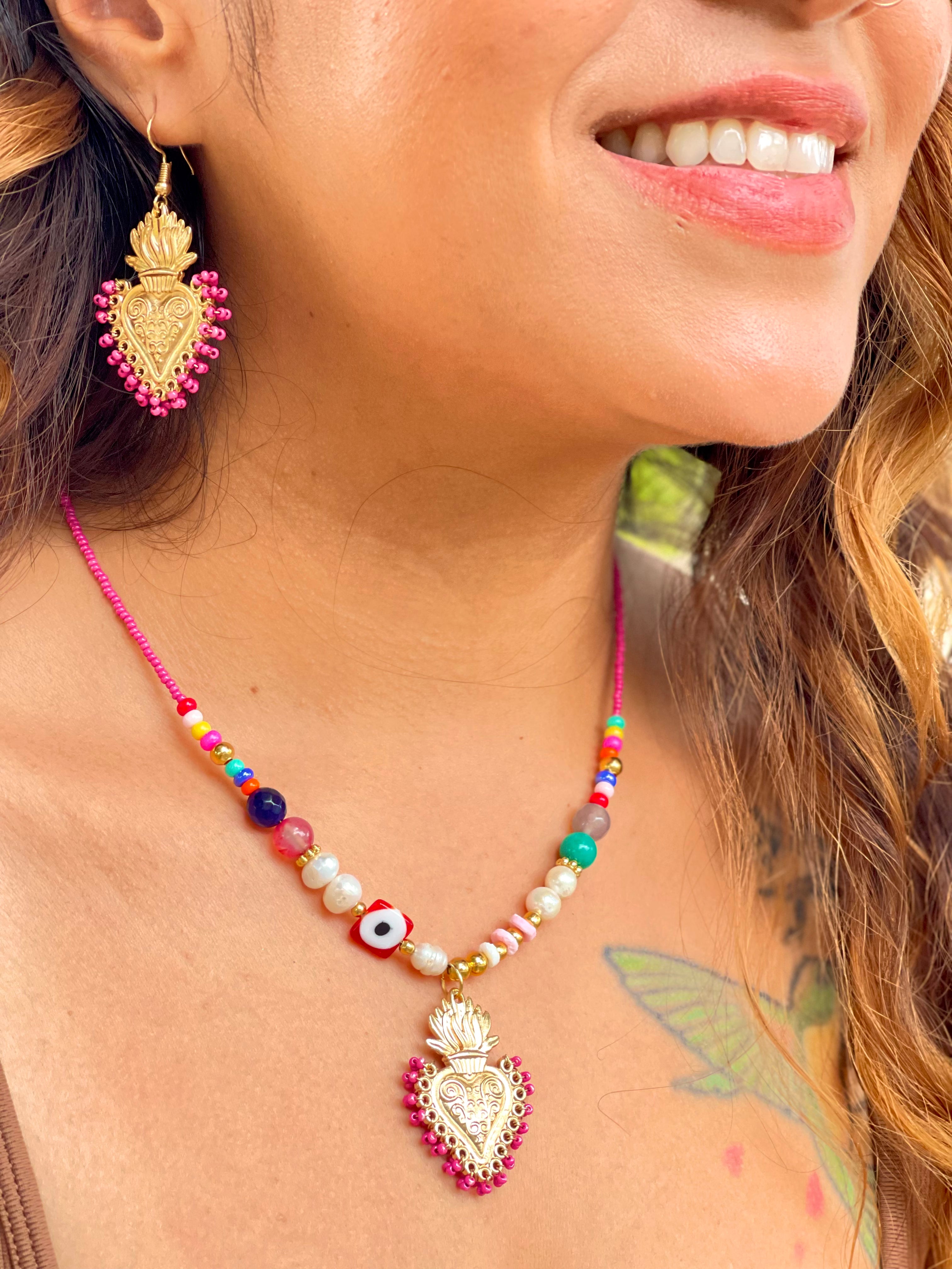 CORAZONCITO SAGRADO - NECKLACE