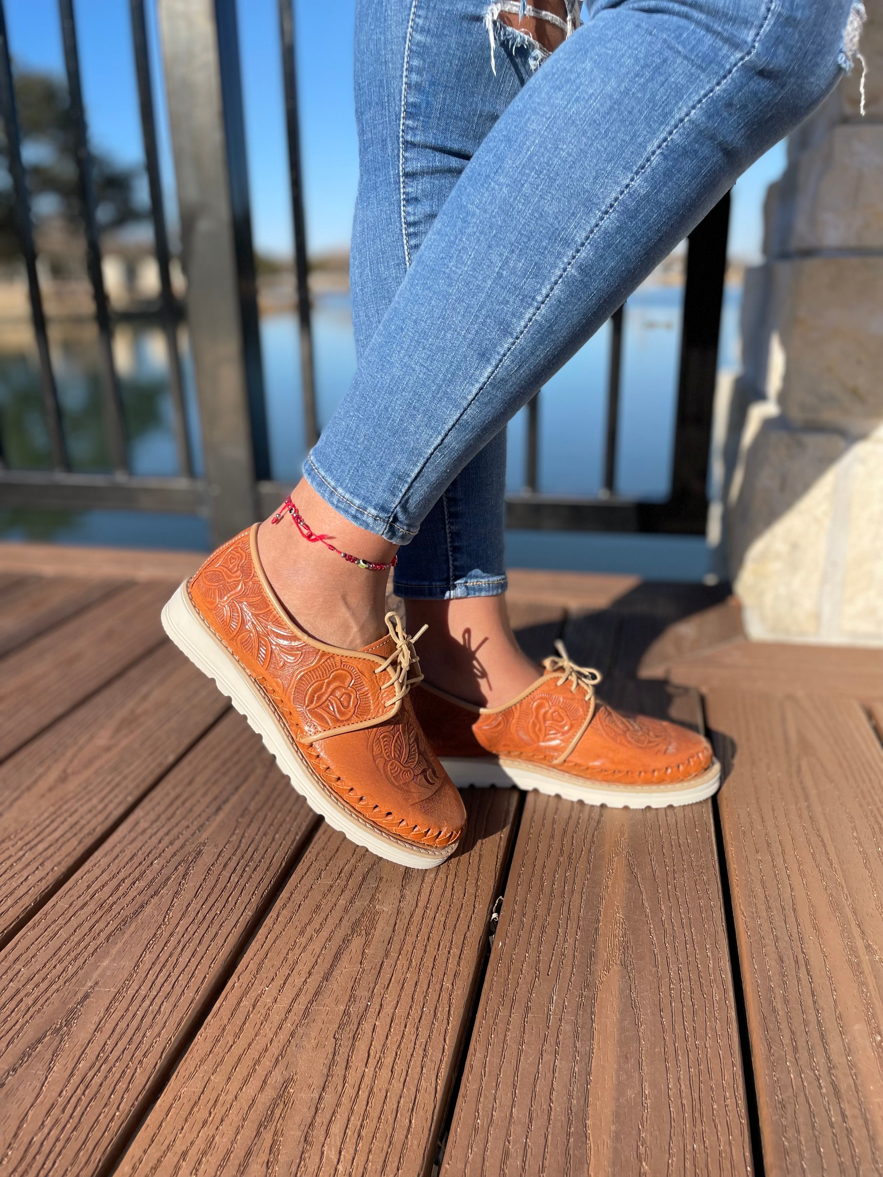 LOAFERS - BROWN