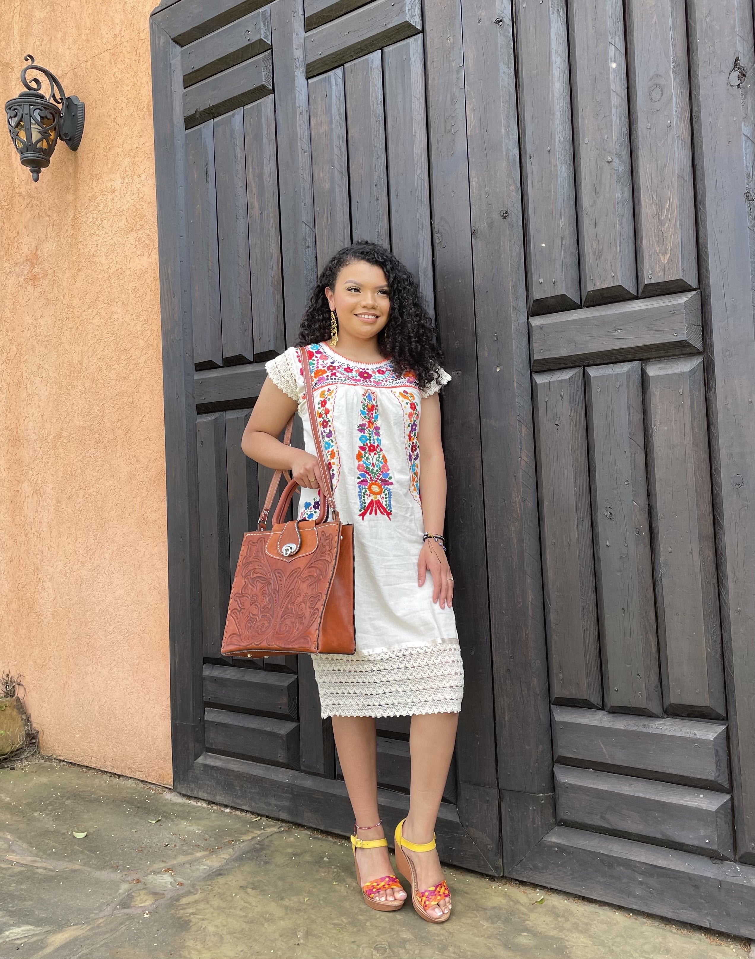 VESTIDO TRADICIONAL MEXICANO