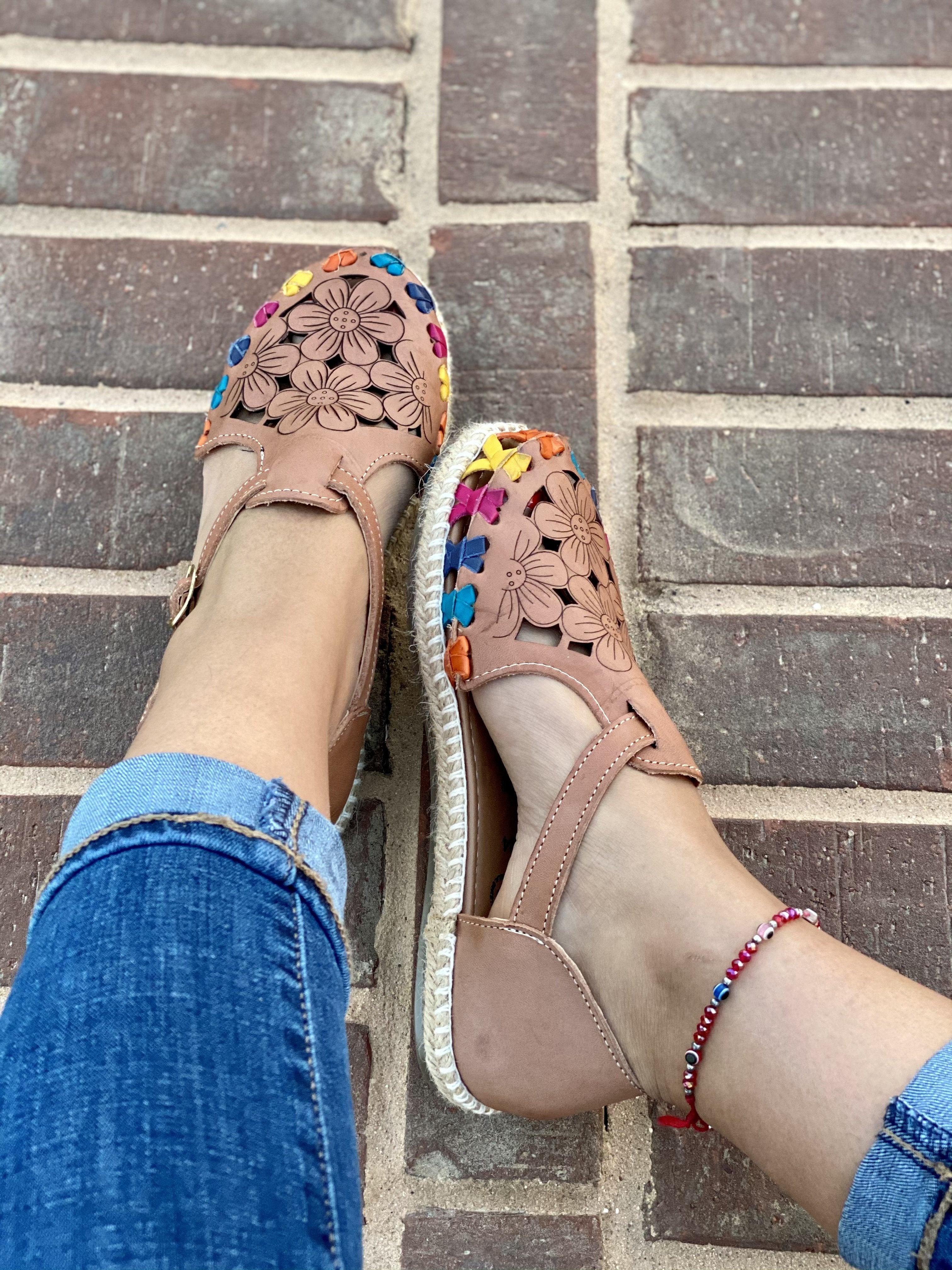FLORECITAS HUARACHES