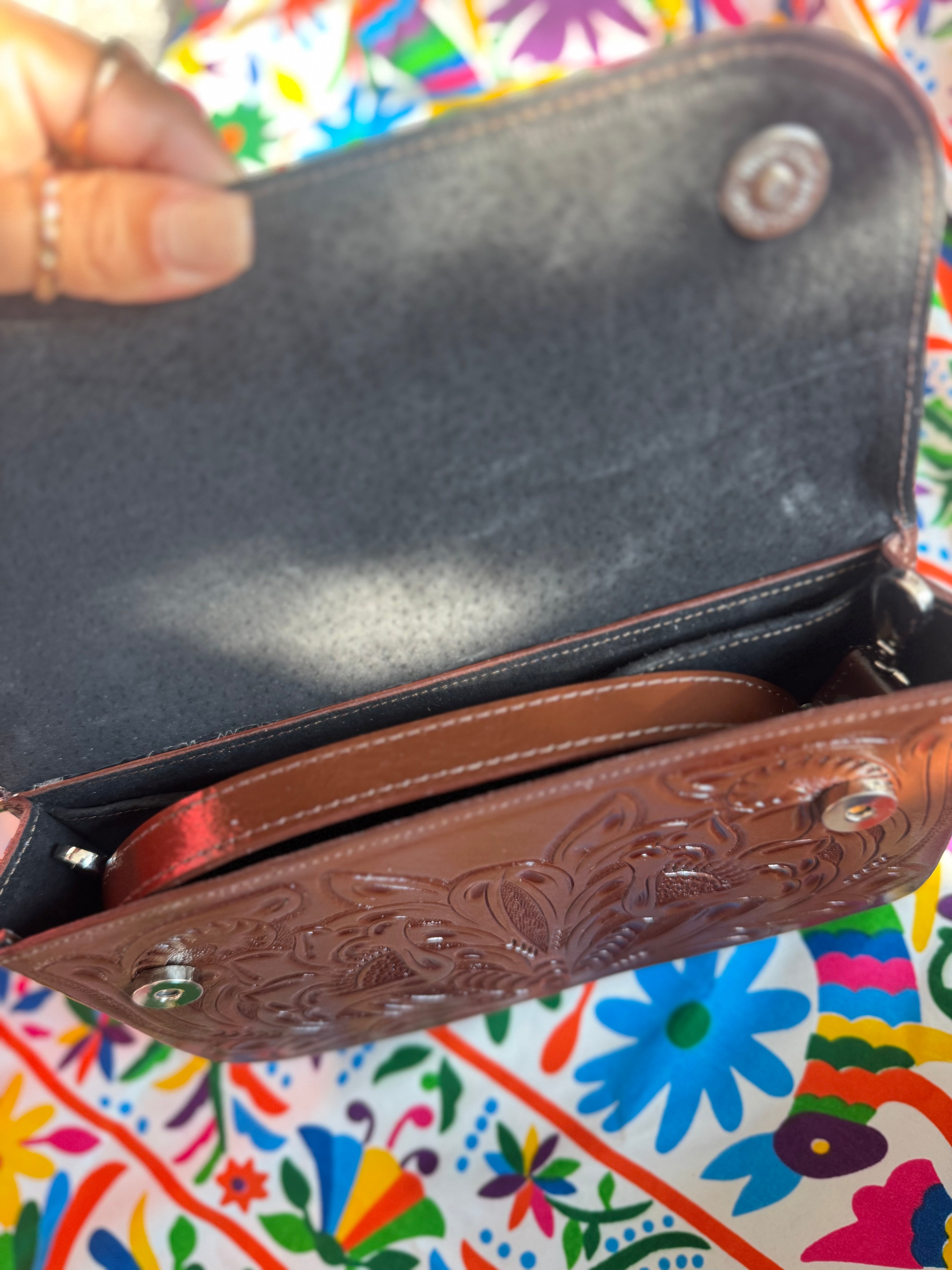 MIA HANDBAG - CHOCOLATE