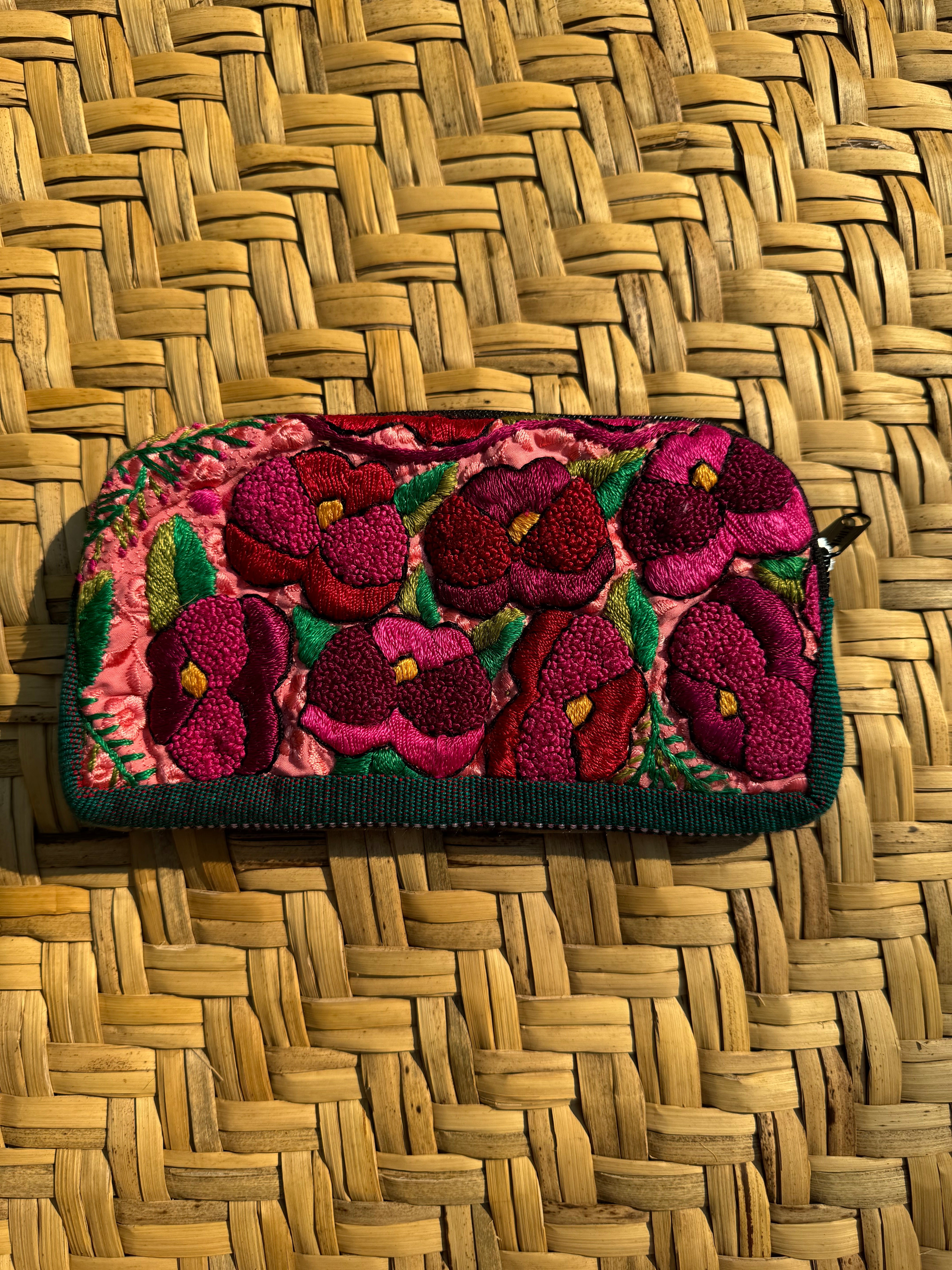 FLORES HUIPIL EMBROIDERED ESSENTAIL PENCIL ZIPPER BAG