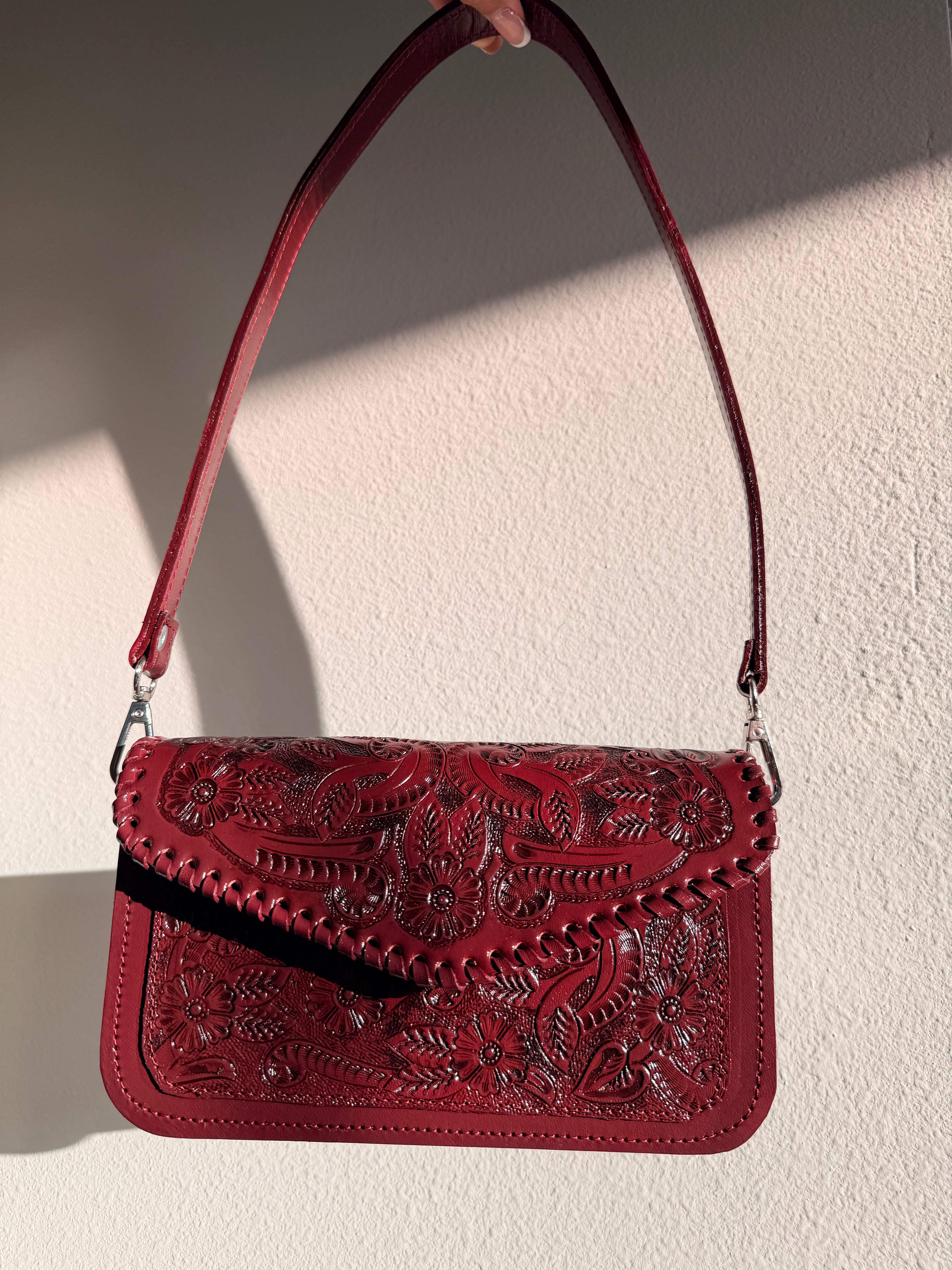 MILAGROS SHOULDER BAG - MERLOT
