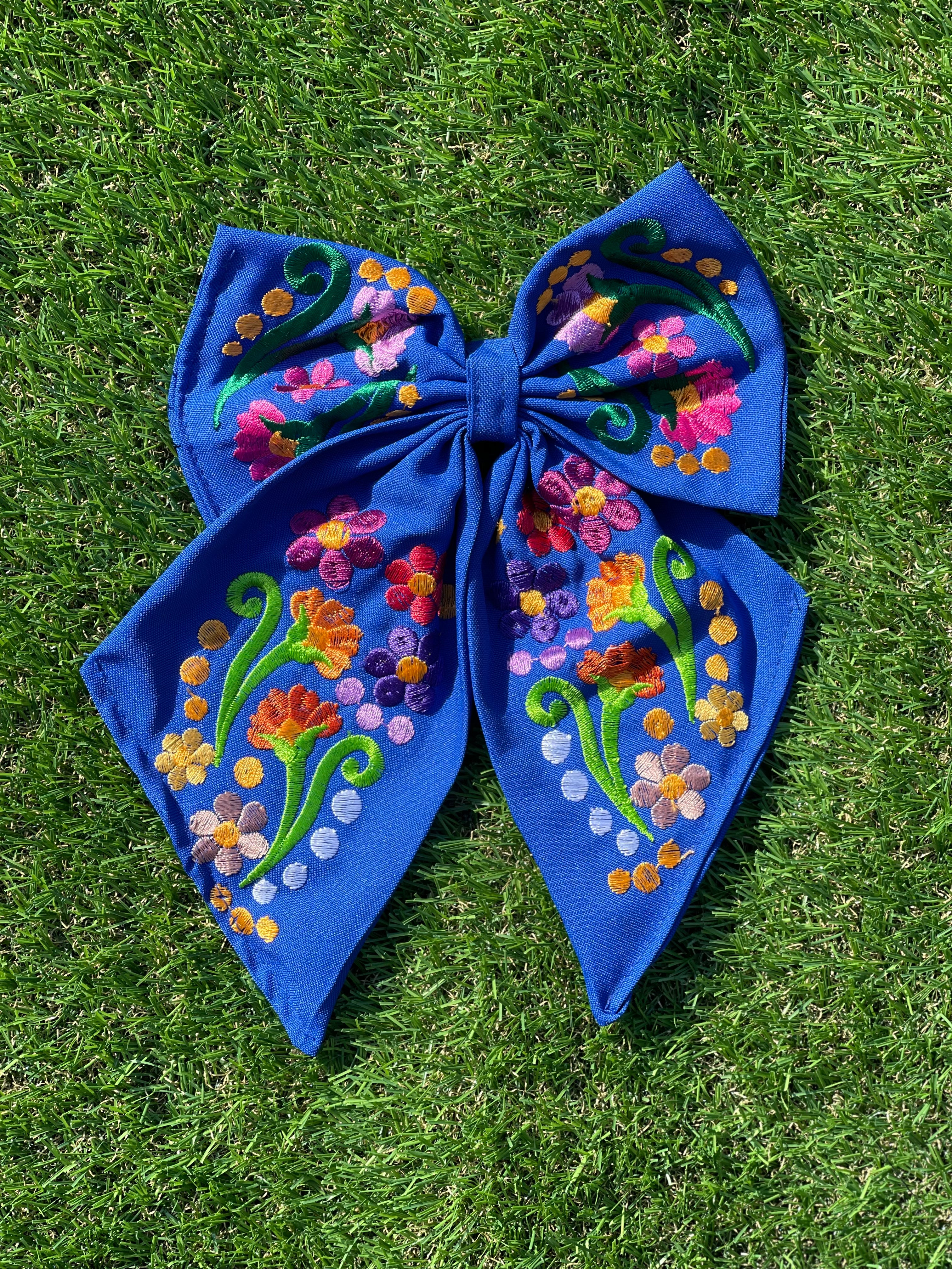 COQUETTE EMBROIDERED HAIR BOWS - SMALL