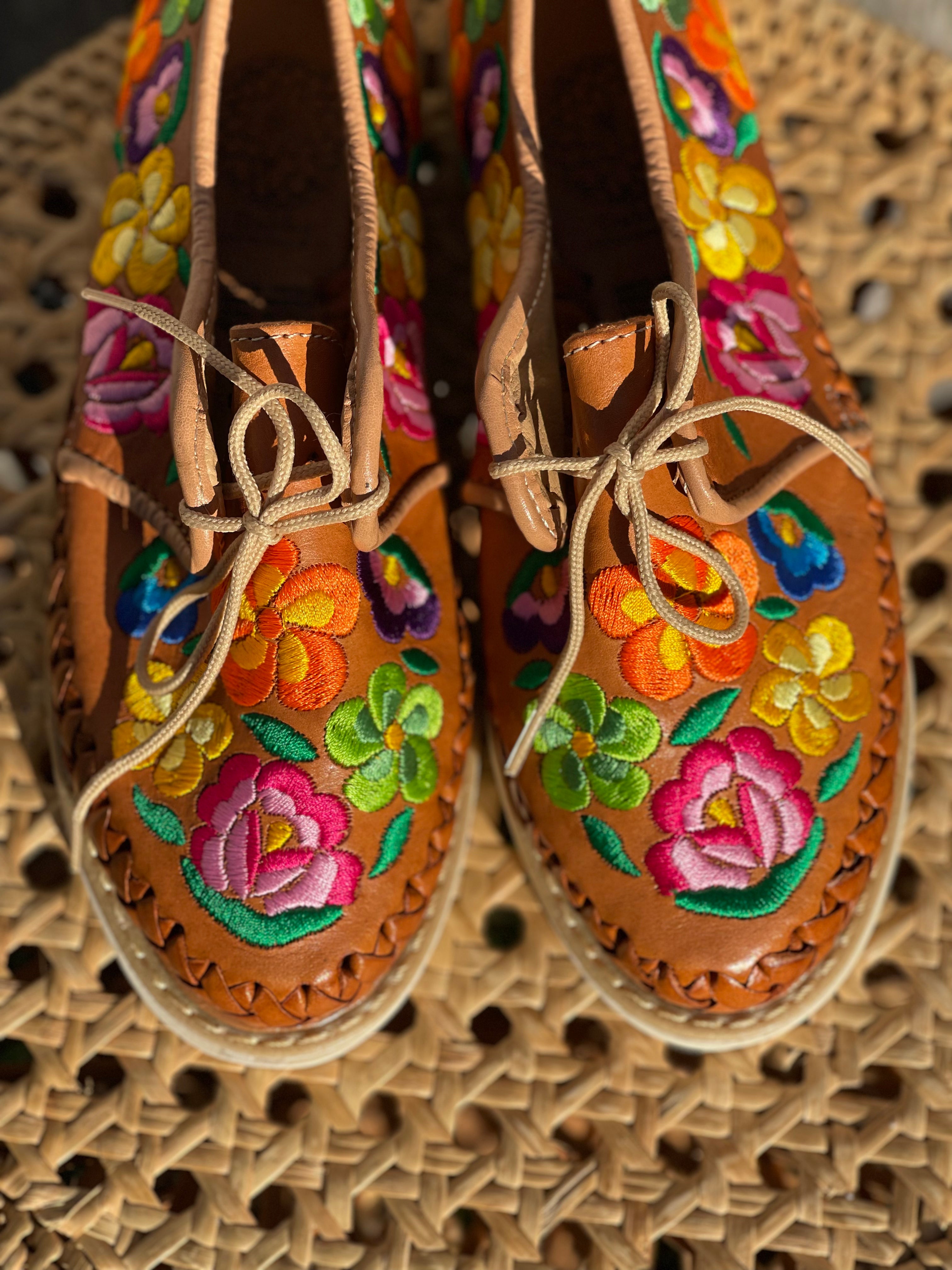 FLORES LOAFERS - BROWN