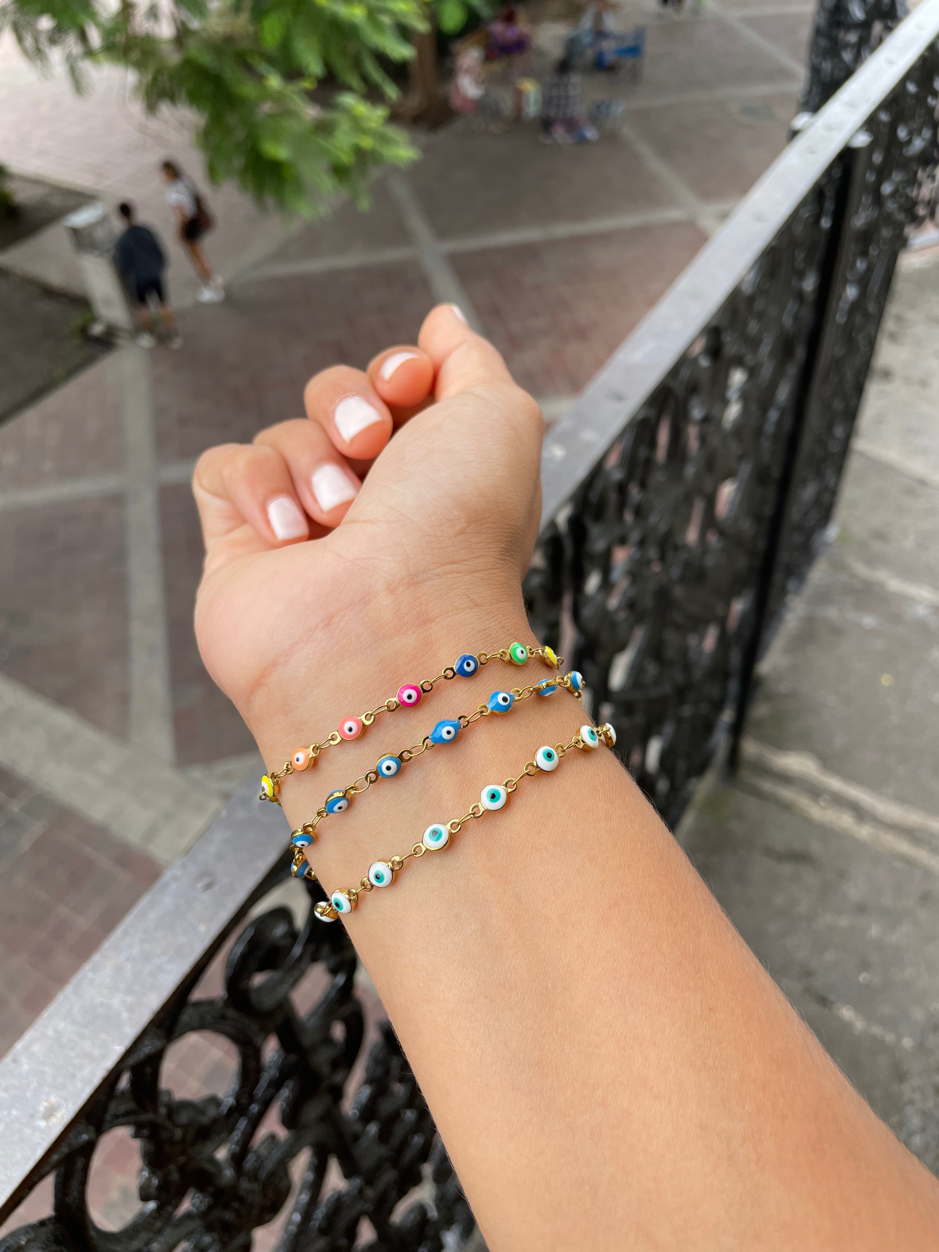 Gold mal 2025 de ojo bracelet